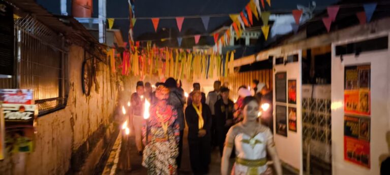 Ibu-Ibu PKK hingga Anak Muda Meriahkan Kalang Wan Ibu Petiwi di Krapyak