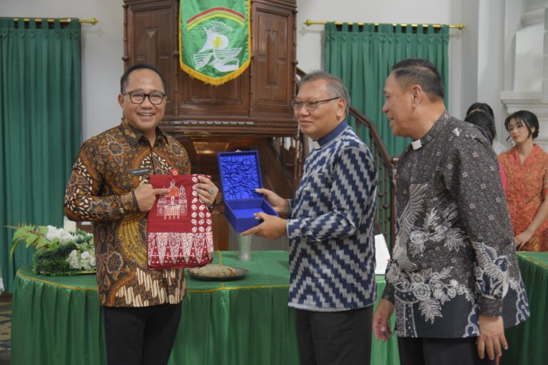 Revitalisasi Kota Lama Berbuah, Gereja Blenduk Jadi Pusat Perhatian Wisatawan