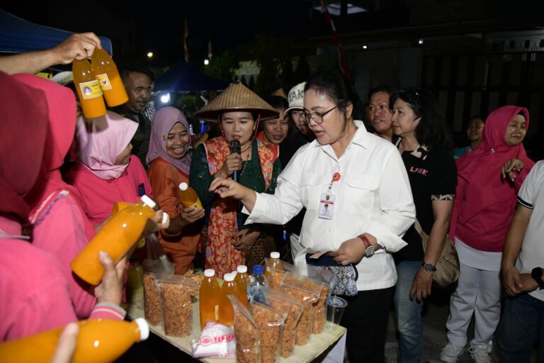 Pasar Tiban Semarang Dorong Perputaran Ekonomi Warga