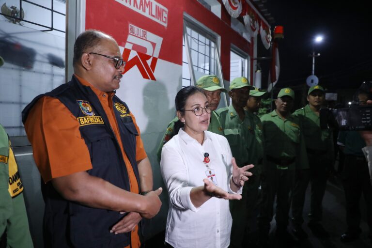 Kemendagri Puji Konsistensi Siskamling Semarang, Jadi Contoh Nasional