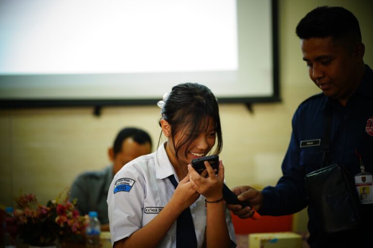 Pemkot Semarang Edukasi Pelajar Soal Call Center 112, Tekan Prank Call Lewat Goes to School
