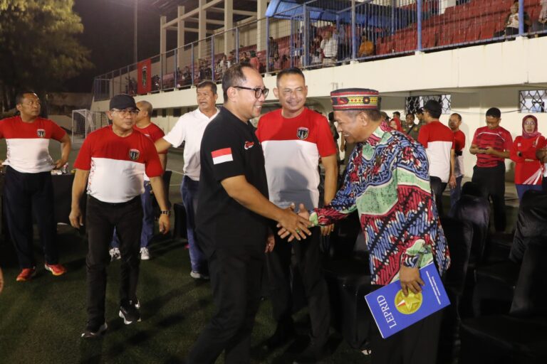 Berita 1 – Fokus pada Rekor Peserta dan Penghargaan
