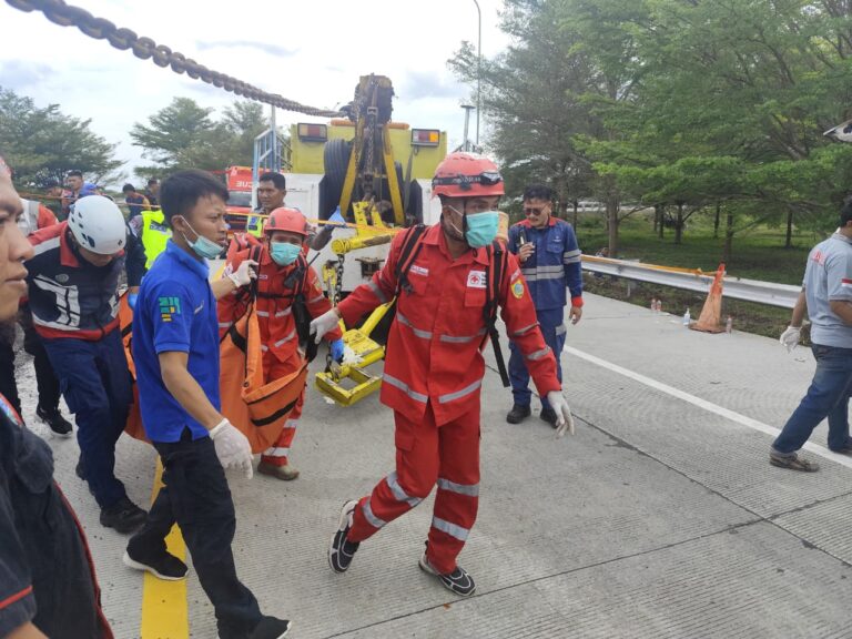 Gerak Cepat Wali Kota Semarang, Kirim Ambulans dan Pastikan Korban Bus Terguling di Pemalang Dapat Layanan Maksimal