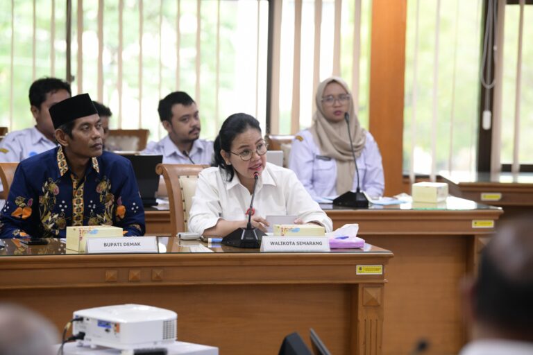 Rakor Dengan Gubernur, Agustina Berharap Penambahan Pompa dan Pengerukan Kolam Retensi