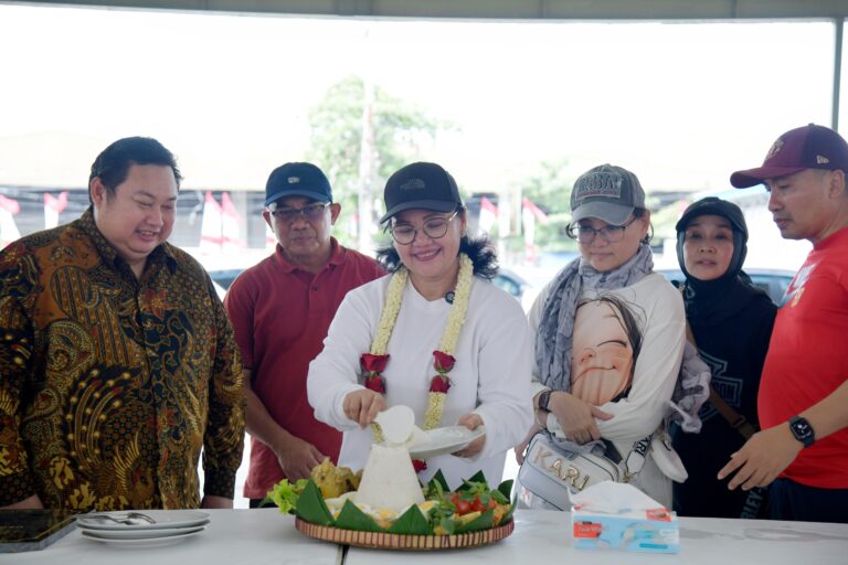 Agustina Wilujeng Resmikan Pasar Ikan Rejomulyo, Aktivitas Pedagang Kembali Bergeliat