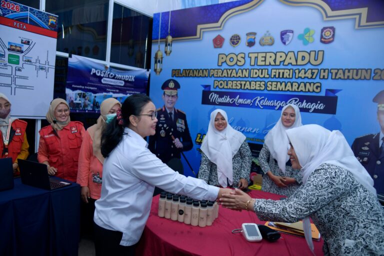 Pemkot Semarang Siap Hadapi Puncak Mudik, Wali Kota Pantau Posko Pelayanan